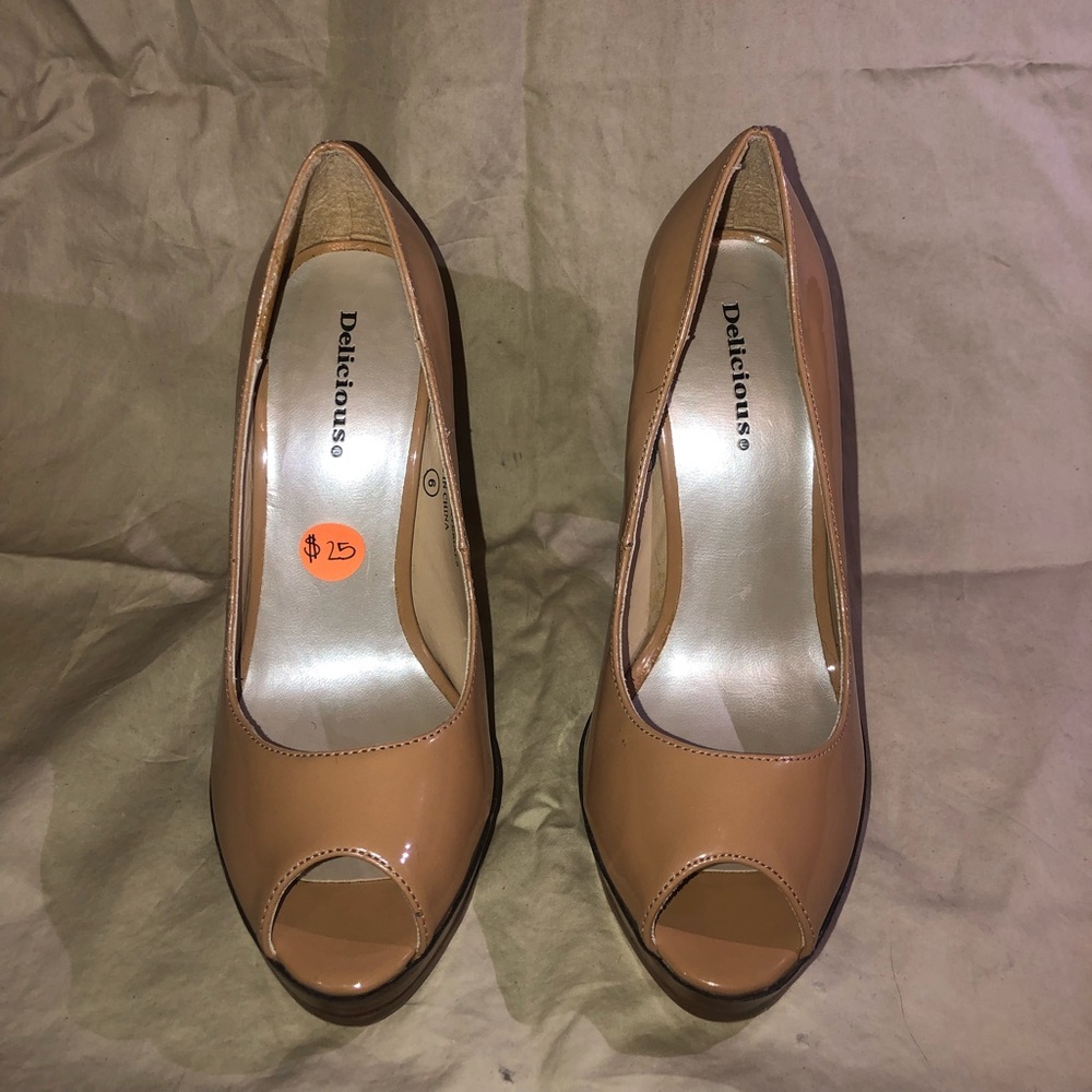 PERFECT condition delicious high heels !